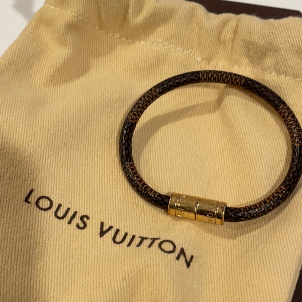 Louis Vuitton ✨ Keep It bracelet